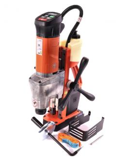 FEIN KBM 50 Q Universal Magnet Kernbohrmaschine bis 50 mm ( 72704161000 ) + 5 tlg. Zubehör Set + Koffer 