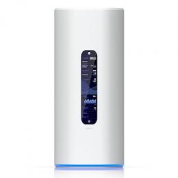 Ubiquiti Dream Router 5G Max WiFi 7 (WLAN BE) Triband, 1x 2.5G und 1x 10G SFP+ WAN, 3x 2.5G LAN